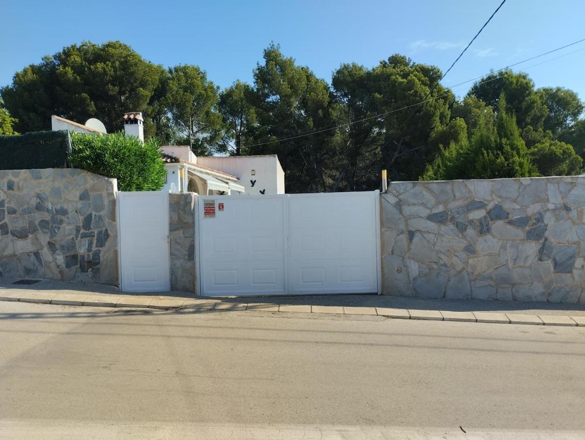 El Romarel Bed & Breakfast L'Alfas del Pi Luaran gambar